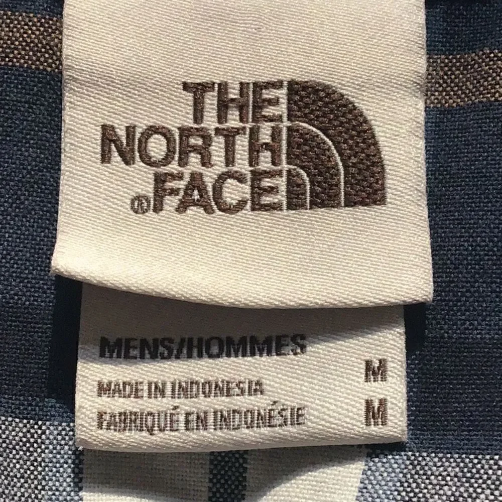 The North Face Blue Plaid 100% Cotton Button Up Long Sleeve Shirt